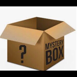 Mystery box of 8 items